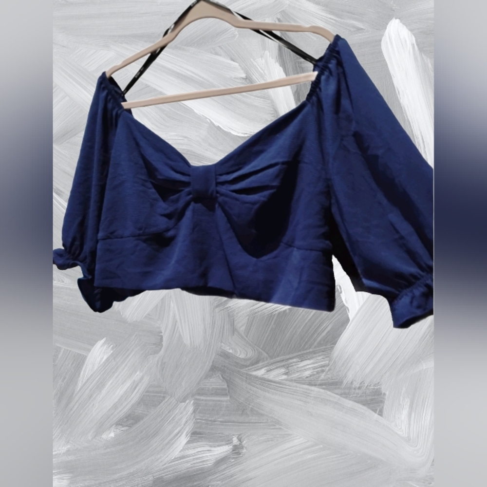 BCBG Paris Blue Gathered Back Puff Sleeve Bow Front Crop Top - Picture 6 of 12